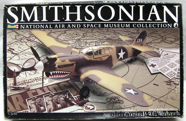 Revell 1/32 Curtiss P-40E Warhawk - Smithsonian Issue - 75th Fighter Squadron 23rd Fighter Group 14th Air Force, 4450 plastic model kit